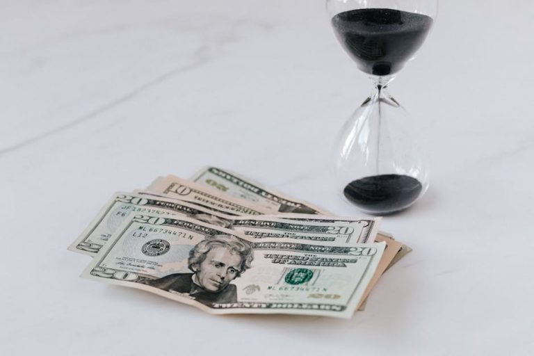 Обучение криптовалютной торговле в Канаде