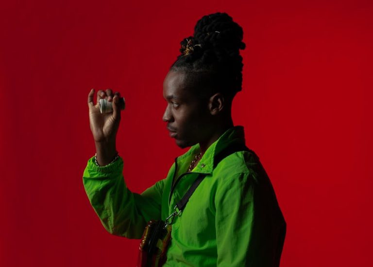 Основы инвестиционной стратегии и обучения инвестированию на финансовых рынках США и Канады